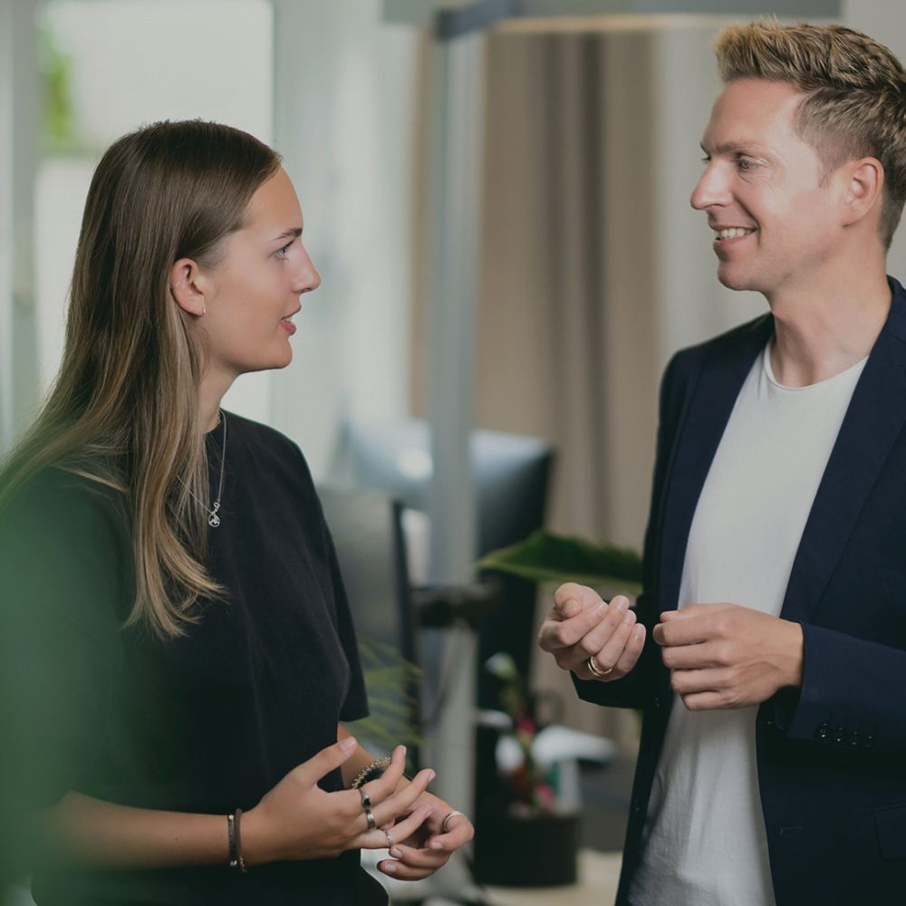 easylohn_header_Branchenexpertise